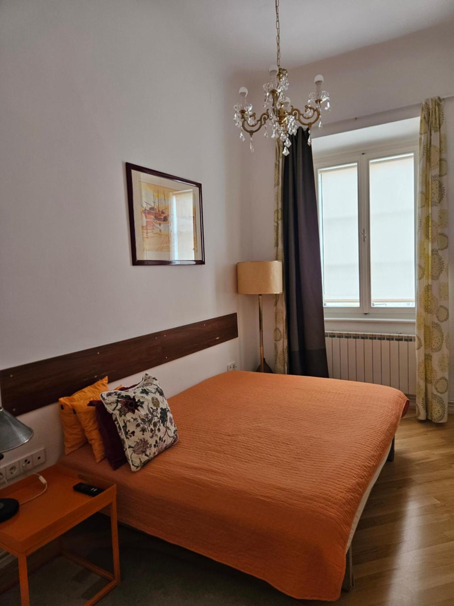 Apartments Lina - Center With Free Parking! Zagreb Exterior foto