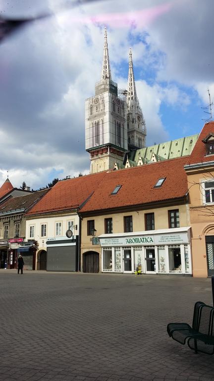 Apartments Lina - Center With Free Parking! Zagreb Exterior foto